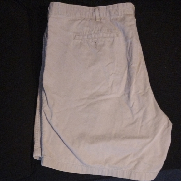 Saddlebred Big And Tall Men's Tan Shorts​​ - Picture 3 of 3
